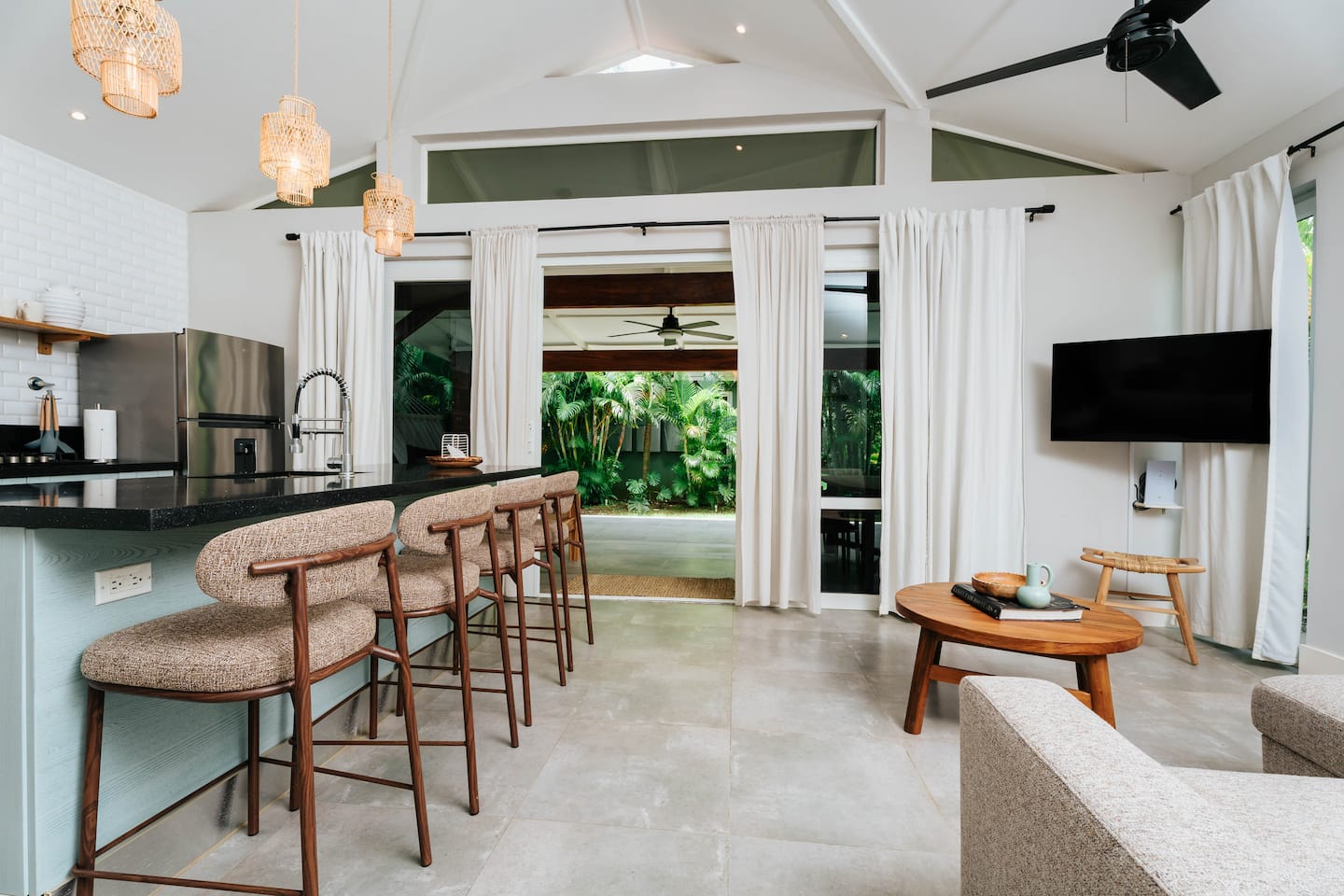 Refreshed open-plan interior of Blue Venao Villa 32